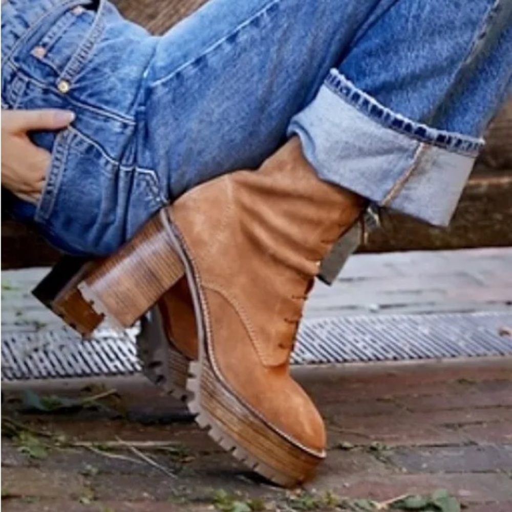 Free People platform suede boots, size 38 (8), lace up with zipper on side.